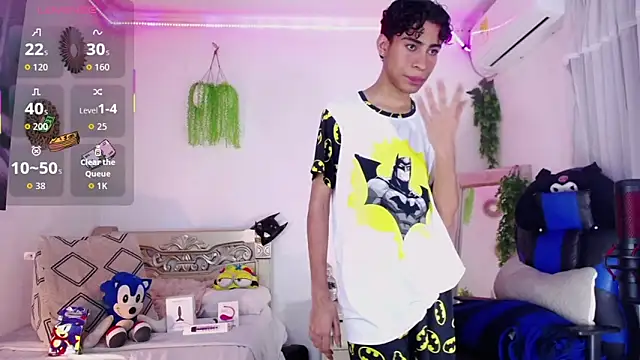 huge armound online show from 04-12-26, 05:56