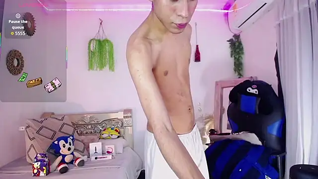 huge armound online show from 04-22-26, 06:27