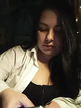 Snapshot of DaisyStreet chatting on 03-01-25, 04:22 DaisyStreet online show from 03-01-25, 04:22
