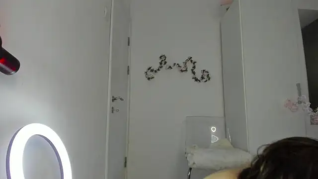 KaylaLaine online show from 09-22-25, 06:04