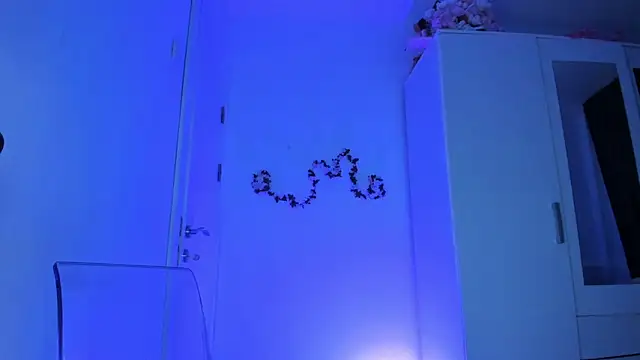 KaylaLaine online show from 09-27-25, 06:07