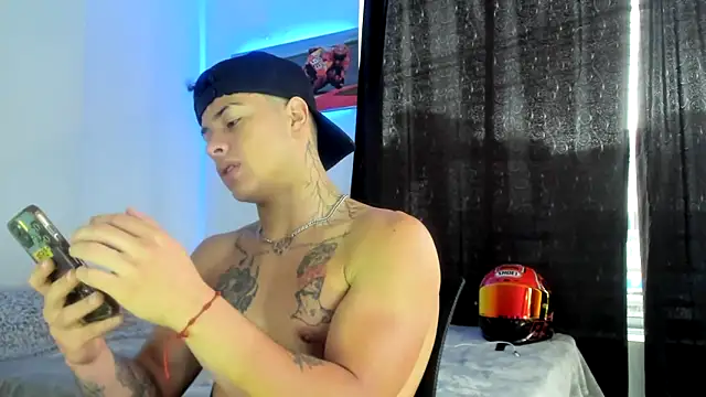 Dominic Biker   online show from 01-17-25, 04:26