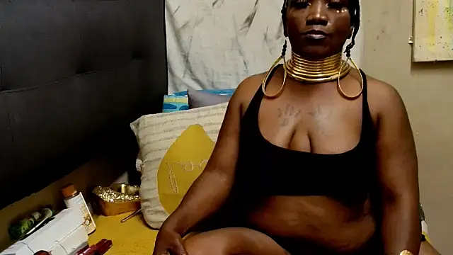 Snapshot of Brunettedevon33 chatting on 09-23-25, 09:07 Brunettedevon33 online show from 09-23-25, 09:07