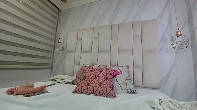 Snapshot of Hannagarces chatting on 02-03-25, 11:42 Hannagarces online show from 02-03-25, 11:42