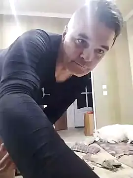 Snapshot of DjiniCD chatting on 01-08-25, 12:58 DjiniCD online show from 01-08-25, 12:58