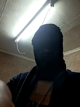 Snapshot of DjiniCD chatting on 09-12-25, 09:37 DjiniCD online show from 09-12-25, 09:37