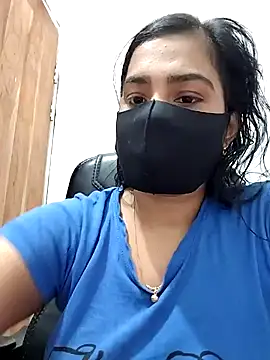 Snapshot of Ritusri_Dotta chatting on 12-24-24, 10:22 Ritusri Dotta online show from 12-24-24, 10:22