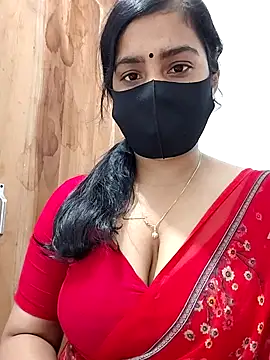 Snapshot of Ritusri_Dotta chatting on 12-24-24, 07:33 Ritusri Dotta online show from 12-24-24, 07:33