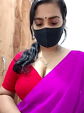 Snapshot of Ritusri_Dotta chatting on 12-25-24, 07:24 Ritusri Dotta online show from 12-25-24, 07:24