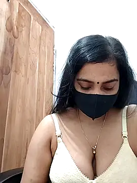 Snapshot of Ritusri_Dotta chatting on 12-28-24, 03:26 Ritusri Dotta online show from 12-28-24, 03:26