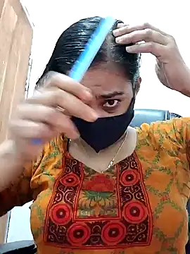 Snapshot of Ritusri_Dotta chatting on 01-03-25, 04:44 Ritusri Dotta online show from 01-03-25, 04:44