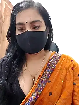 Snapshot of Ritusri_Dotta chatting on 02-07-25, 06:45 Ritusri Dotta online show from 02-07-25, 06:45