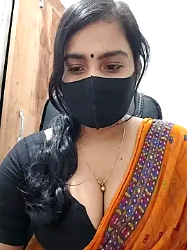 Snapshot of Ritusri_Dotta chatting on 02-07-25, 09:48 Ritusri Dotta online show from 02-07-25, 09:48