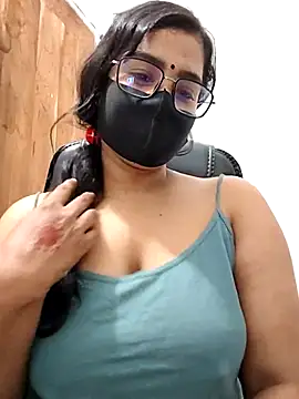 Snapshot of Ritusri_Dotta chatting on 03-01-25, 07:26 Ritusri Dotta online show from 03-01-25, 07:26
