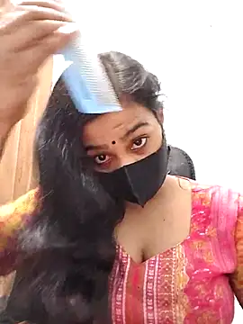 Snapshot of Ritusri_Dotta chatting on 03-03-25, 05:07 Ritusri Dotta online show from 03-03-25, 05:07