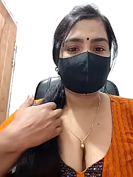 Snapshot of Ritusri_Dotta chatting on 03-13-25, 03:28 Ritusri Dotta online show from 03-13-25, 03:28