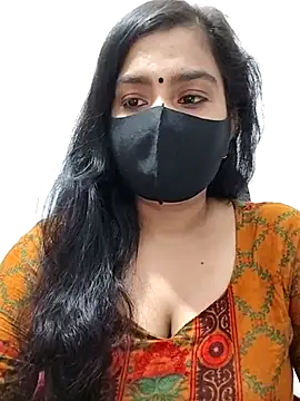 Snapshot of Ritusri_Dotta chatting on 03-18-25, 04:37 Ritusri Dotta online show from 03-18-25, 04:37