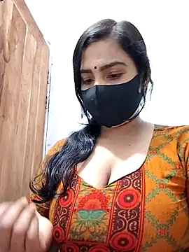 Snapshot of Ritusri_Dotta chatting on 03-22-25, 07:42 Ritusri Dotta online show from 03-22-25, 07:42