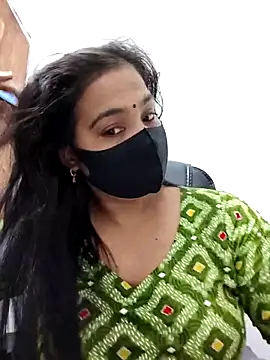 Snapshot of Ritusri_Dotta chatting on 09-11-25, 04:40 Ritusri Dotta online show from 09-11-25, 04:40