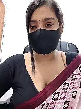 Snapshot of Ritusri_Dotta chatting on 09-16-25, 05:25 Ritusri Dotta online show from 09-16-25, 05:25