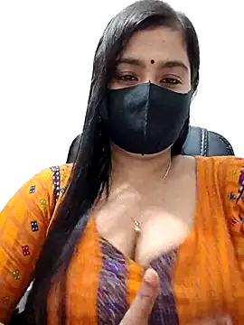 Snapshot of Ritusri_Dotta chatting on 09-25-25, 04:32 Ritusri Dotta online show from 09-25-25, 04:32
