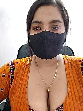 Snapshot of Ritusri_Dotta chatting on 09-29-25, 02:38 Ritusri Dotta online show from 09-29-25, 02:38