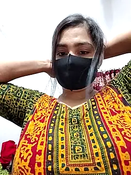 Snapshot of Ritusri_Dotta chatting on 10-19-25, 06:08 Ritusri Dotta online show from 10-19-25, 06:08