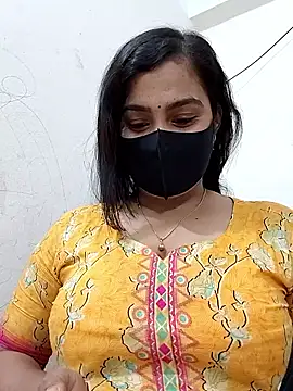 Snapshot of Ritusri_Dotta chatting on 01-19-26, 04:33 Ritusri Dotta online show from 01-19-26, 04:33