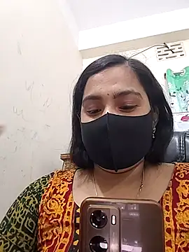 Snapshot of Ritusri_Dotta chatting on 02-14-26, 06:37 Ritusri Dotta online show from 02-14-26, 06:37