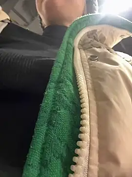 Snapshot of LikaCat chatting on 01-25-25, 06:12 LikaCat online show from 01-25-25, 06:12