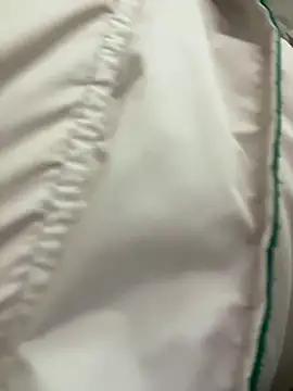 Snapshot of LikaCat chatting on 02-07-25, 09:16 LikaCat online show from 02-07-25, 09:16