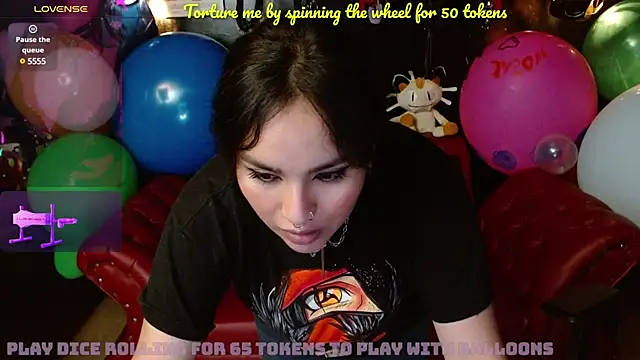 Snapshot of kureiji_hentaii chatting on 03-07-25, 02:57 kureiji hentaii online show from 03-07-25, 02:57
