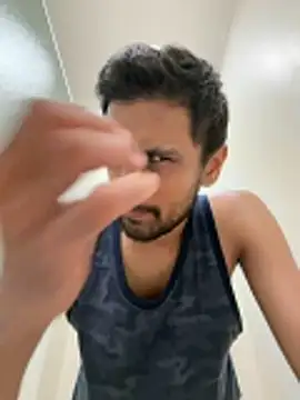 Snapshot of L-kin chatting on 05-03-26, 03:18 L-kin online show from 05-03-26, 03:18