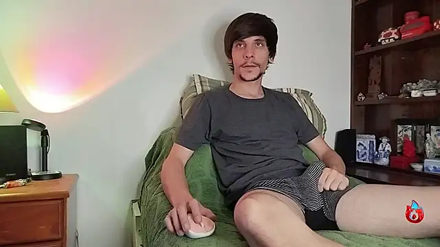 Snapshot of tobix_ chatting on 03-02-25, 10:48 tobix online show from 03-02-25, 10:48