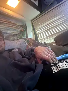 Snapshot of Followthepiper chatting on 11-19-25, 09:48 Followthepiper online show from 11-19-25, 09:48