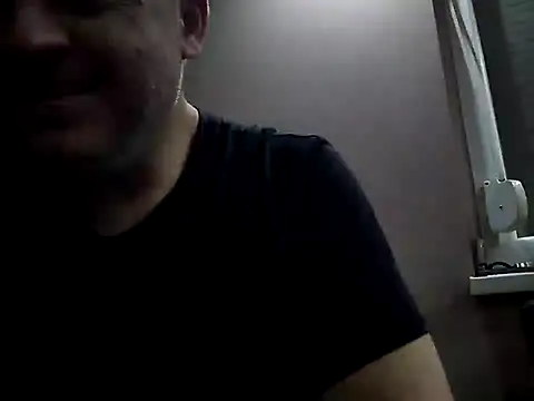 Snapshot of LSD669 chatting on 10-31-25, 04:02 LSD669 online show from 10-31-25, 04:02