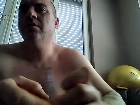 Snapshot of LSD669 chatting on 07-14-26, 12:33 LSD669 online show from 07-14-26, 12:33