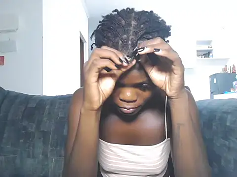 Snapshot of petiteebony_81 chatting on 12-22-25, 06:49 petiteebony 81 online show from 12-22-25, 06:49