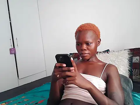 petiteebony 81 online show from 05-19-26, 06:42