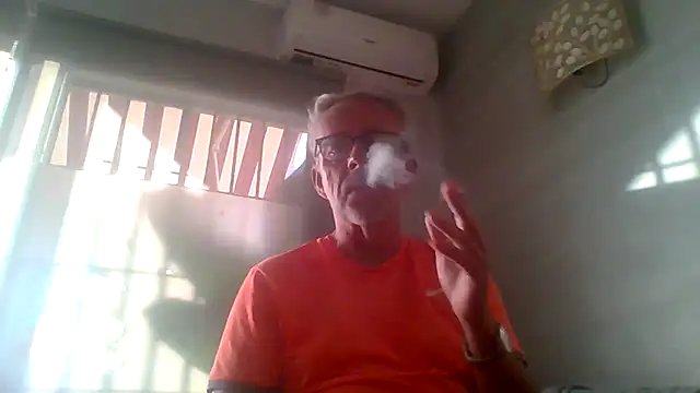 tuggy59 online show from 10-30-25, 07:32