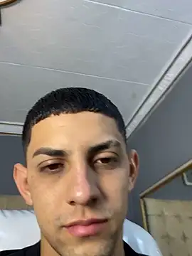 Snapshot of Alex_cute77 chatting on 09-19-25, 12:06 Alex cute77 online show from 09-19-25, 12:06