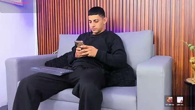 Alex cute77 online show from 03-26-26, 12:55