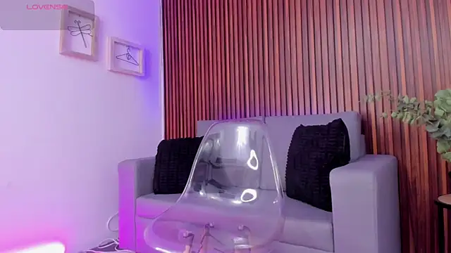 Alex cute77 online show from 04-14-26, 12:11