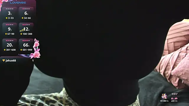 Snapshot of Sassy_Teen chatting on 12-13-24, 08:20 Sassy Teen online show from 12-13-24, 08:20