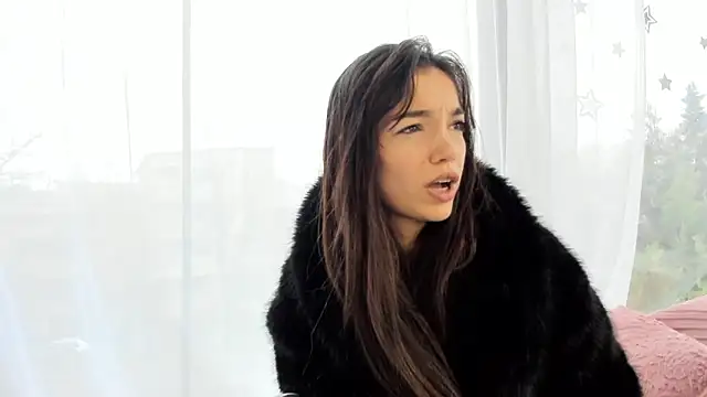 Snapshot of Sassy_Teen chatting on 12-21-24, 09:55 Sassy Teen online show from 12-21-24, 09:55