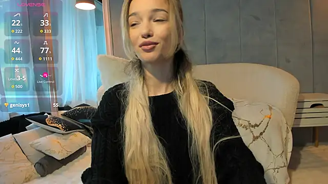 Snapshot of Sassy_Teen chatting on 09-25-25, 08:40 Sassy Teen online show from 09-25-25, 08:40