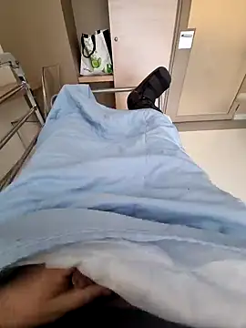 Snapshot of hairydickfr chatting on 12-09-24, 11:47 hairydickfr online show from 12-09-24, 11:47