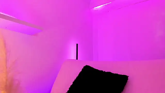 Gloomydoll online show from 09-08-25, 08:41