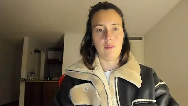 zoe jeane beker online show from 02-15-25, 12:37