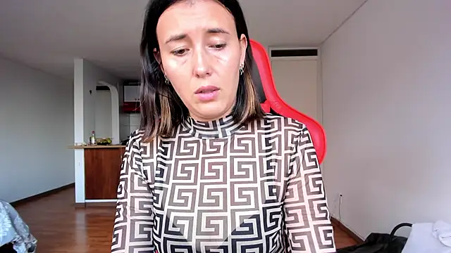 zoe jeane beker online show from 02-19-25, 10:20